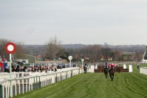 aintree-vs-cheltenham-festival