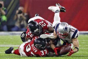 Julian Edelman makes an amazing catch in the Super Bowl against the Atlanta Falcons.
