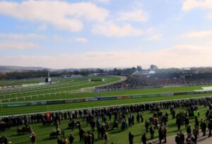 cheltenham-races-fashion