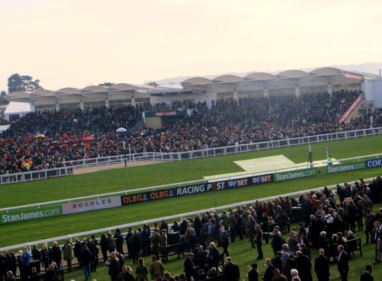 fastest cheltenham gold cup times